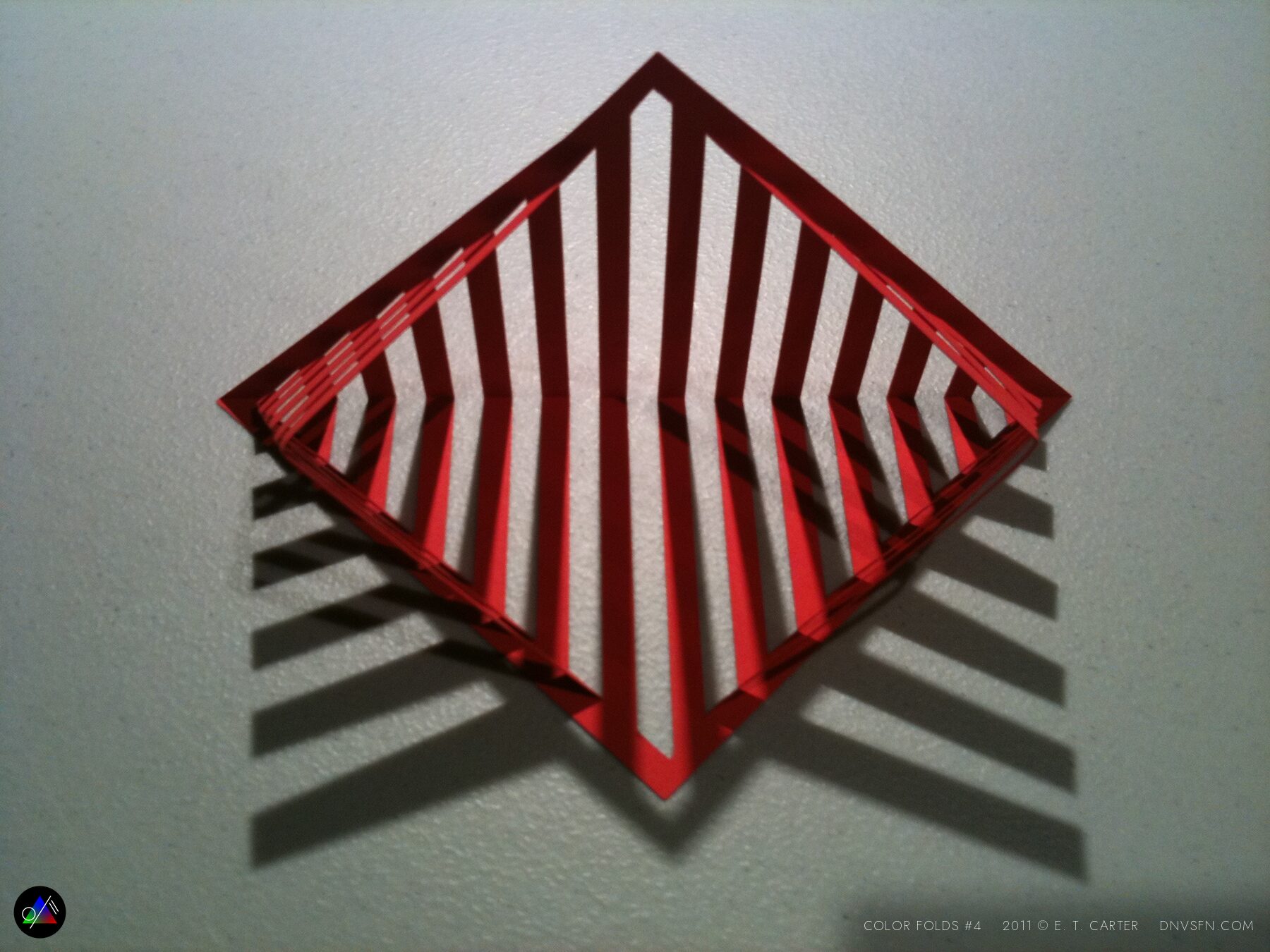 Striped diamond, lit.